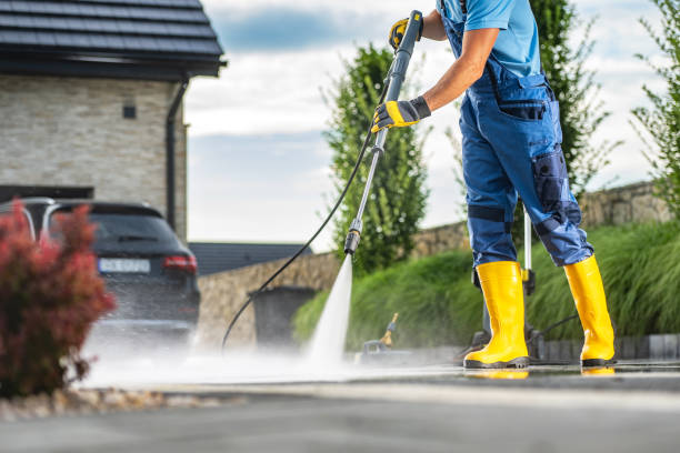 Professional Pressure Washing Services in Stallion Springs, CA